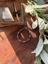 Load image into Gallery viewer, 3-8mm Navajo pearl bracelet

