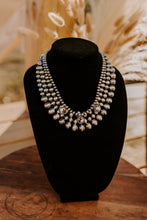 Load image into Gallery viewer, White Buffalo &amp; Pearl necklace
