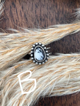 Load image into Gallery viewer, White Buffalo Mustang Band Rings
