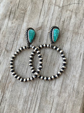 Load image into Gallery viewer, Whitewater Navajo Pearl Hoops
