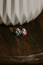 Load image into Gallery viewer, Pink Dahlia studs
